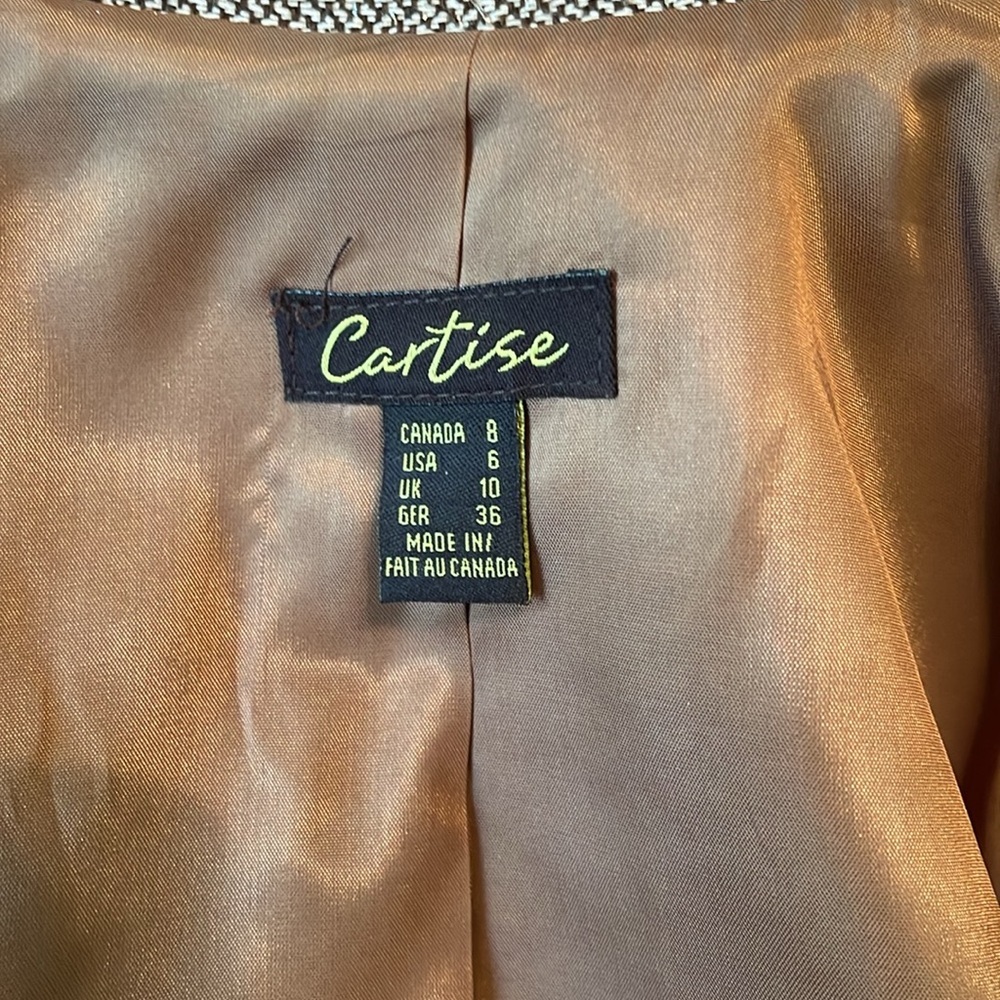 Cartise Jacket - Picture 8 of 10